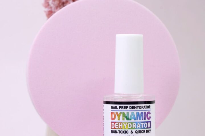 Get Salon Results with Non-Acid Nail Dehydrator